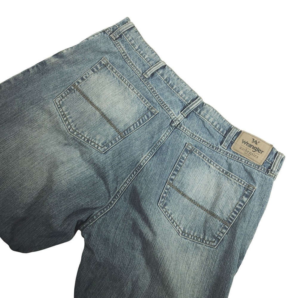 Wrangler Authentics Men's Blue Wash Denim Jeans Size‎ 40 x 32